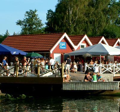 Grinda från båthamnen